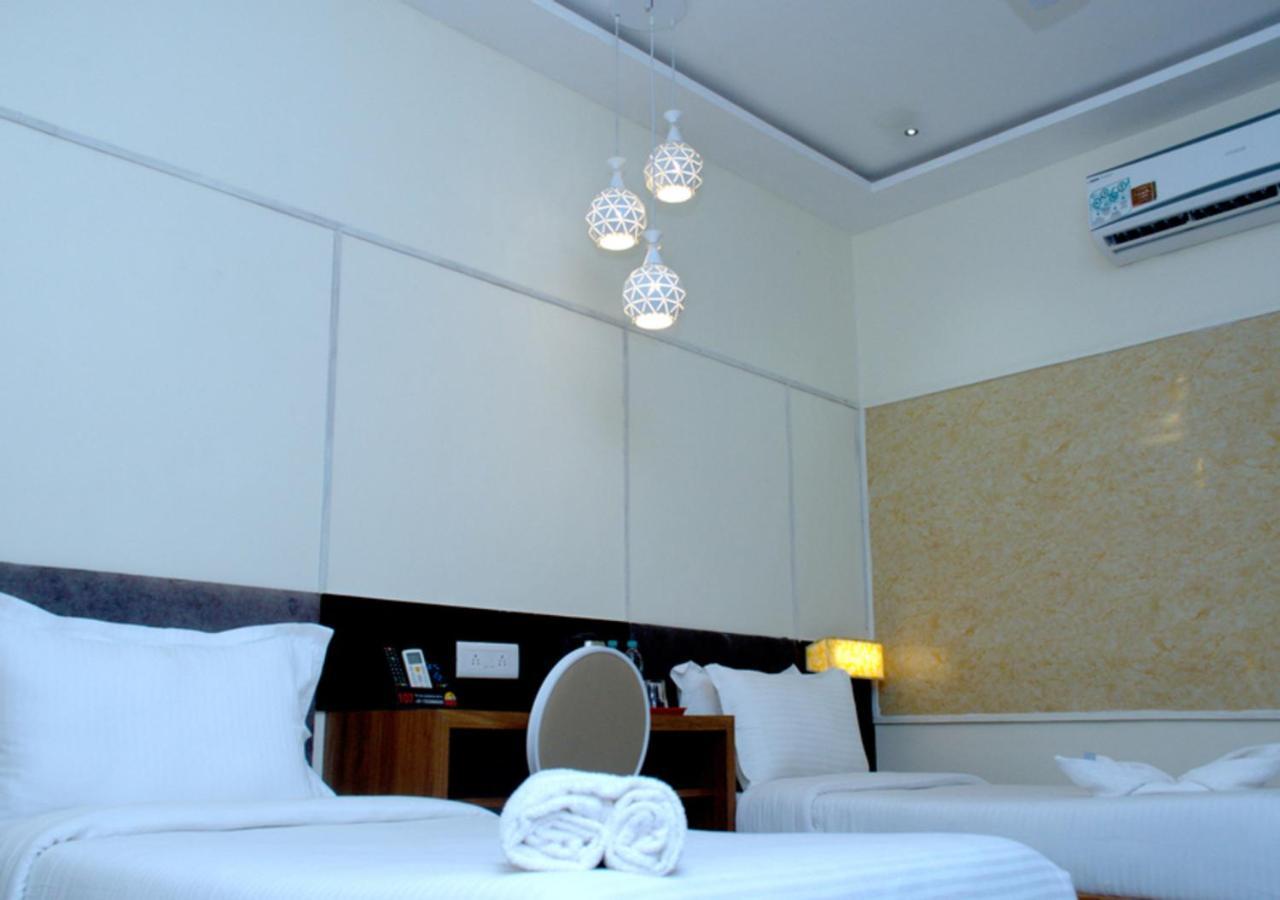 One Earth Santu Eco Resort 巴夫那加尔 外观 照片