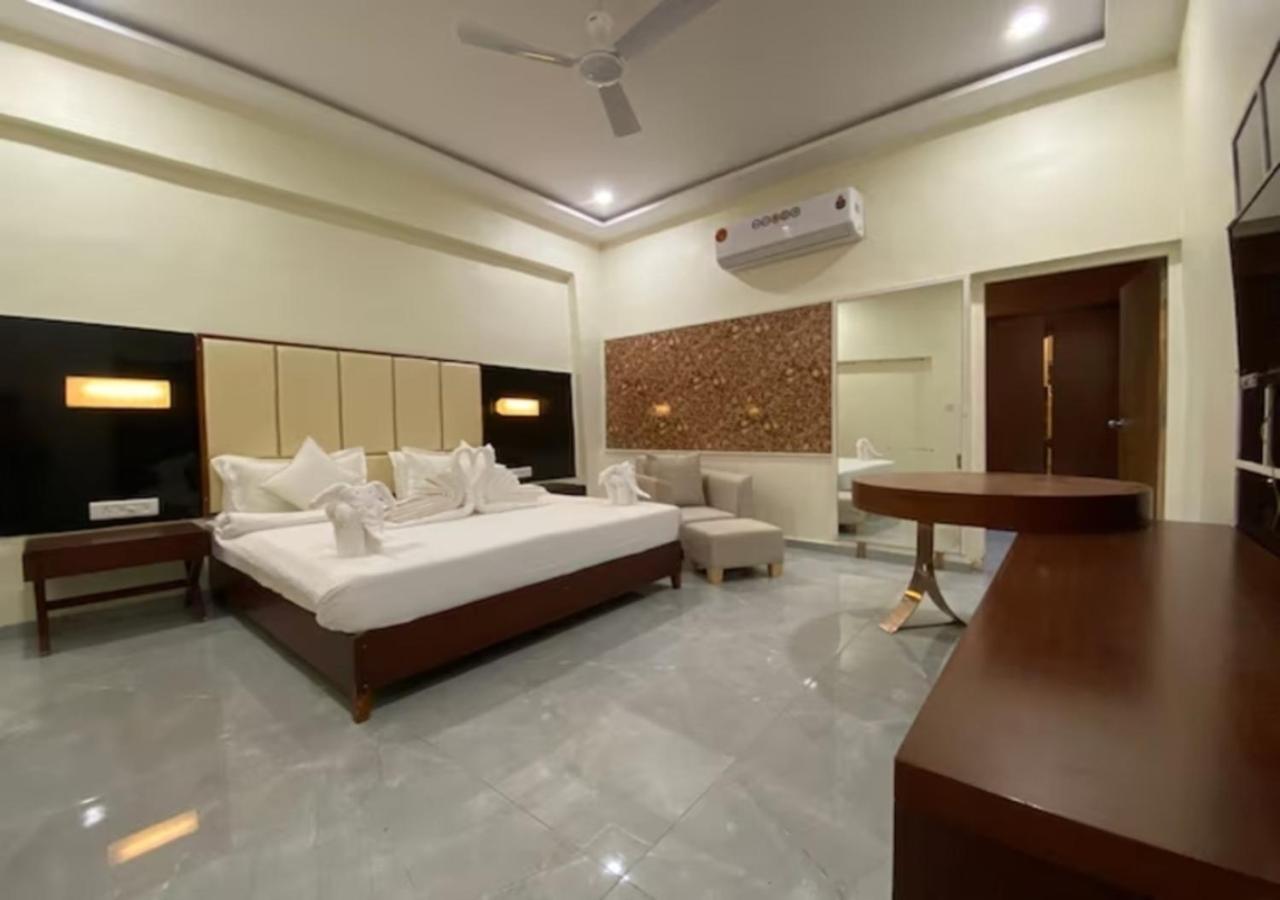 One Earth Santu Eco Resort 巴夫那加尔 外观 照片