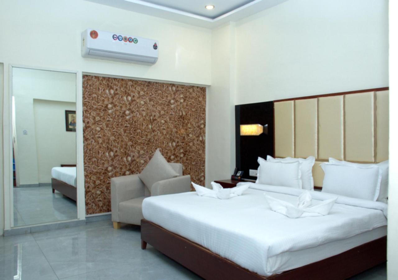 One Earth Santu Eco Resort 巴夫那加尔 外观 照片